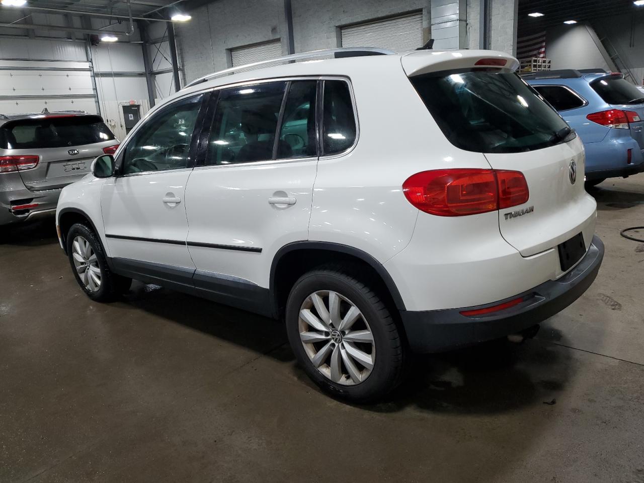 2013 Volkswagen Tiguan S vin: WVGBV7AX8DW527877