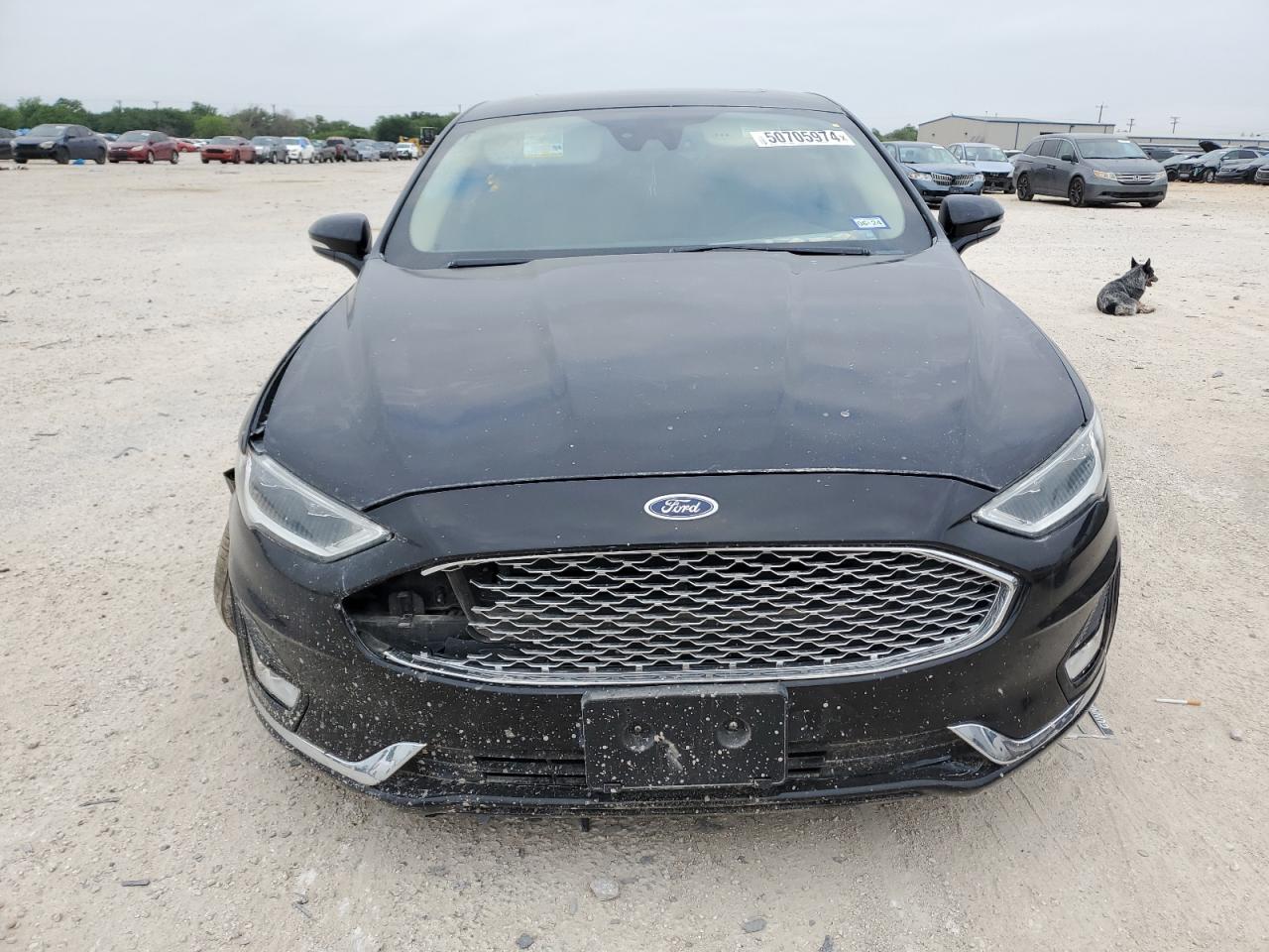 3FA6P0RU1KR217206 2019 Ford Fusion Titanium