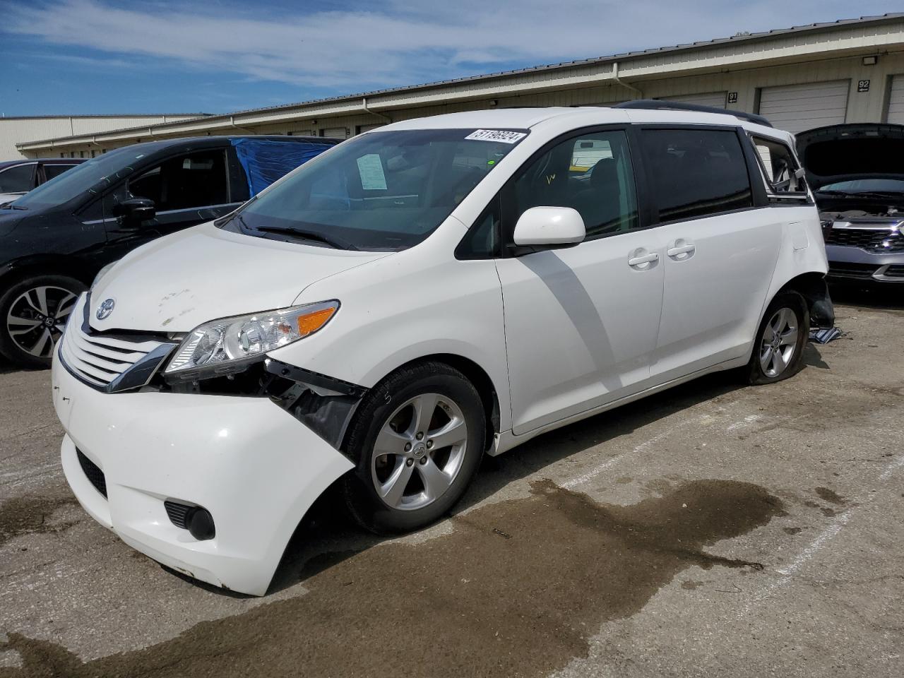 2016 Toyota Sienna Le vin: 5TDKK3DC4GS733460