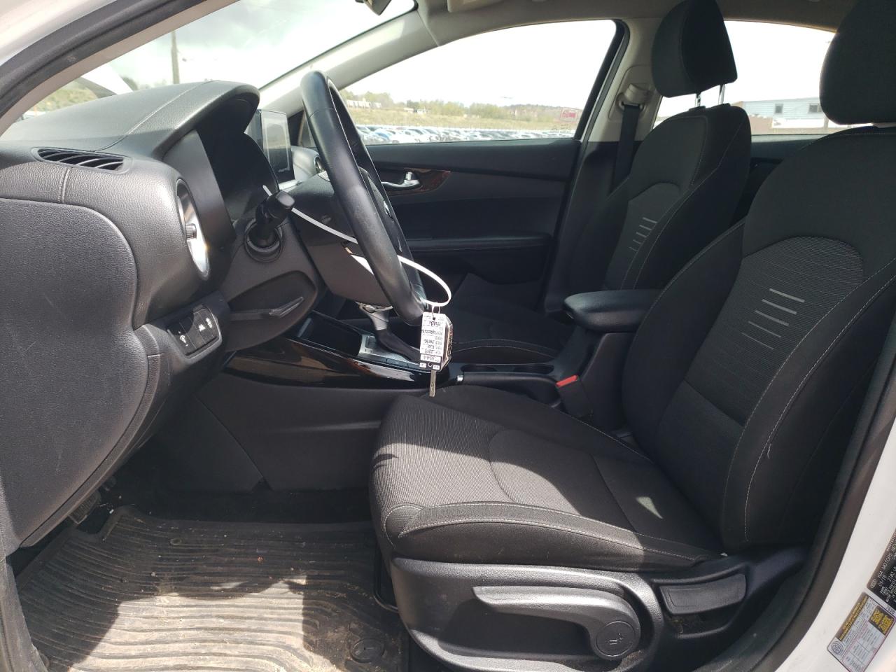 3KPF34AD2KE033991 2019 Kia Forte Gt Line