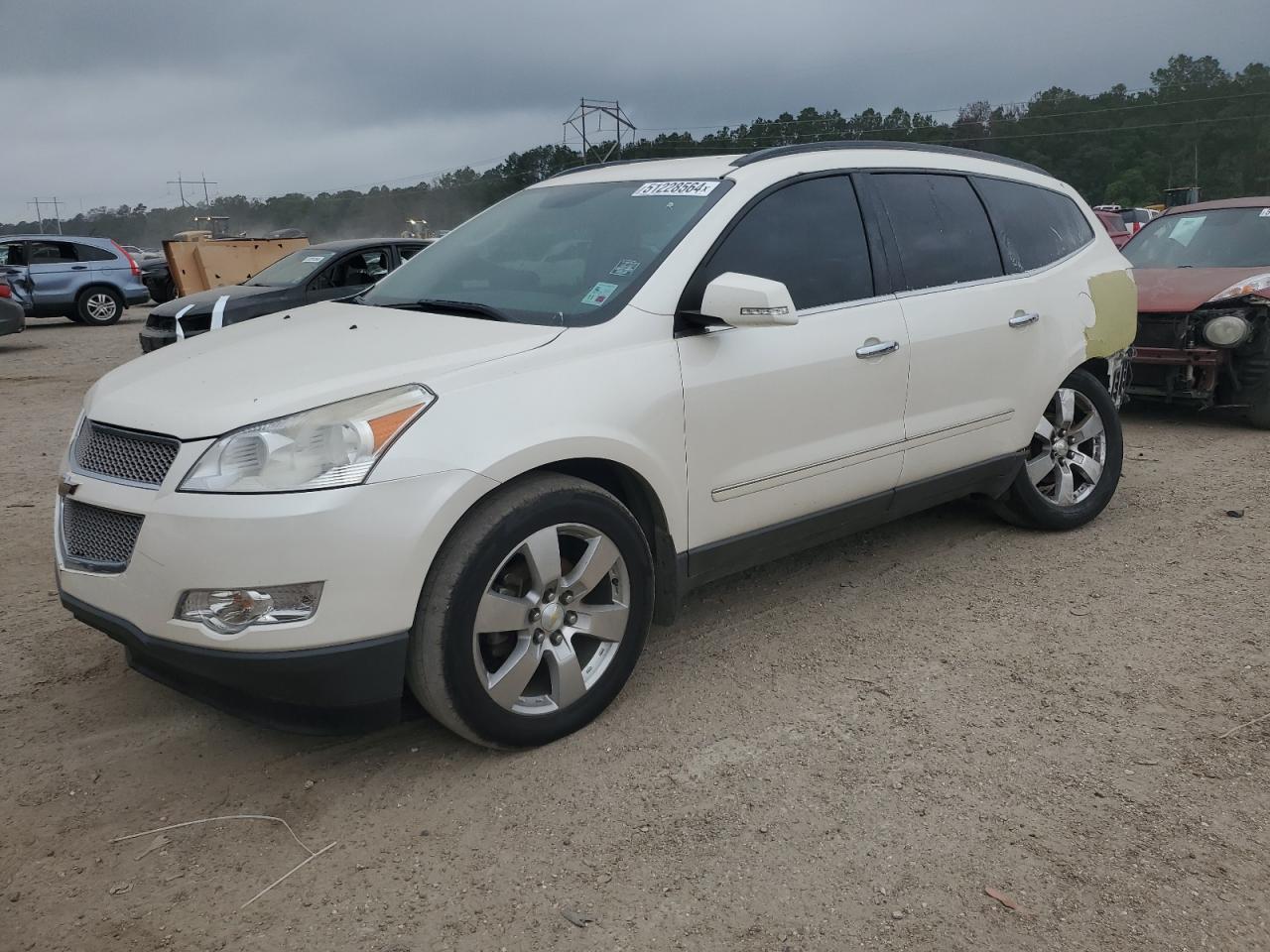 1GNKVLEDXBJ120822 2011 Chevrolet Traverse Ltz