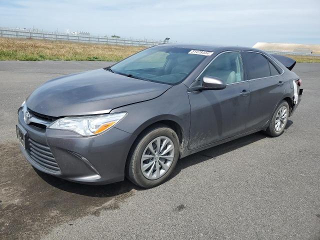 Lot #2492227106 2016 TOYOTA CAMRY LE salvage car