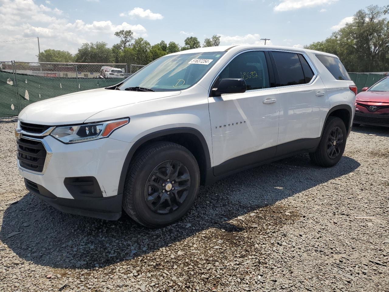 2021 Chevrolet Traverse Ls vin: 1GNERFKW7MJ123818