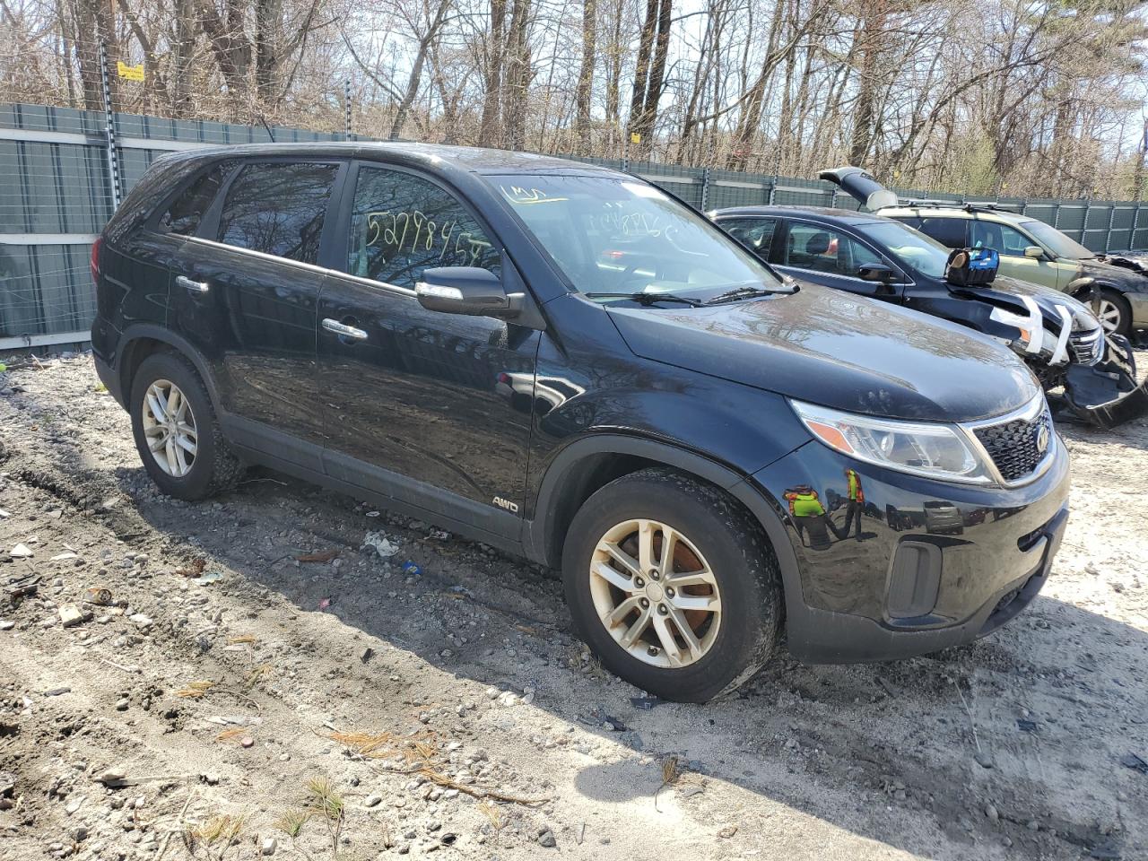 2015 Kia Sorento Lx vin: 5XYKTCA69FG641400