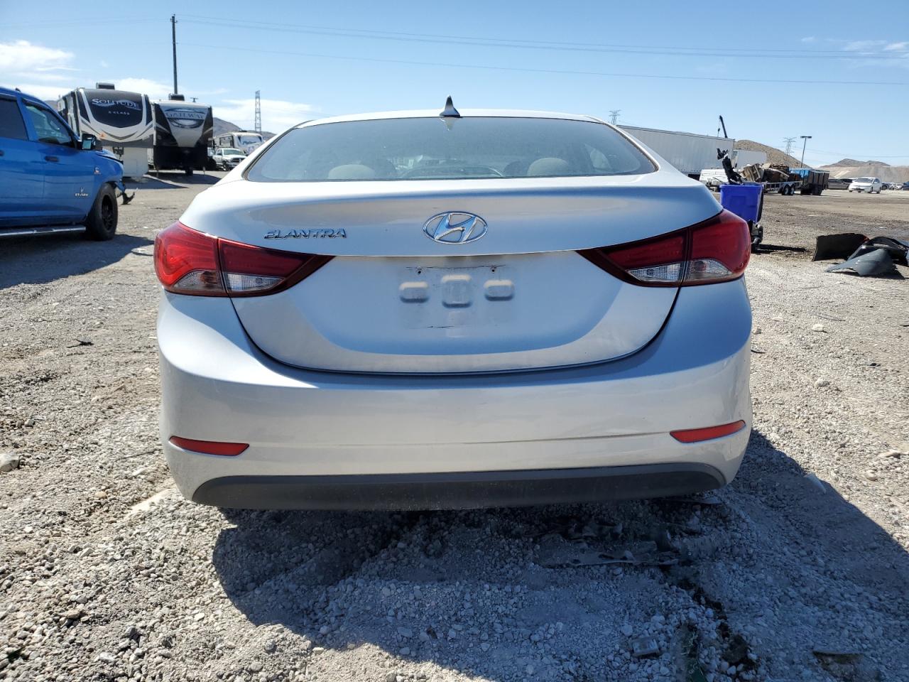 2015 Hyundai Elantra Se vin: 5NPDH4AE2FH616144