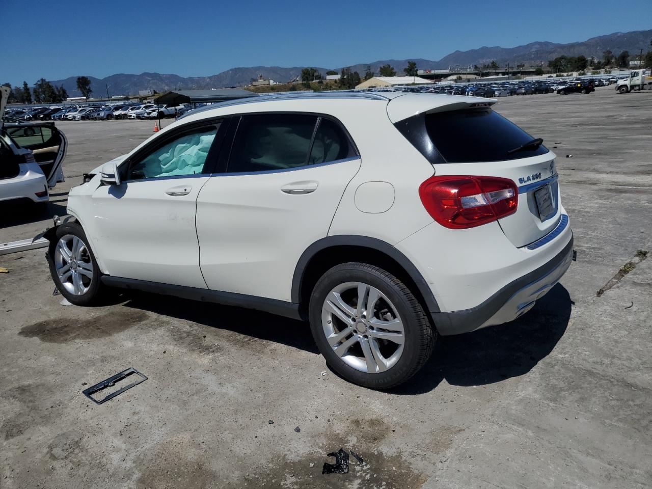 WDCTG4EB3HJ344271 2017 Mercedes-Benz Gla 250