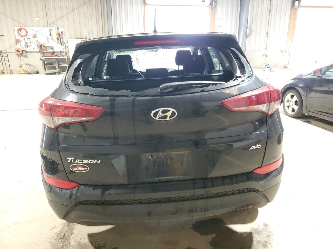 KM8J2CA4XJU825437 2018 Hyundai Tucson Se