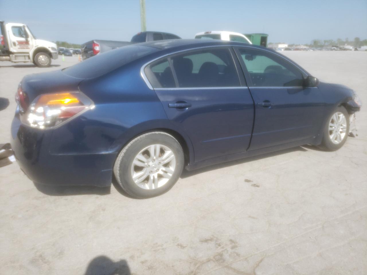 1N4AL2AP3BC125391 2011 Nissan Altima Base