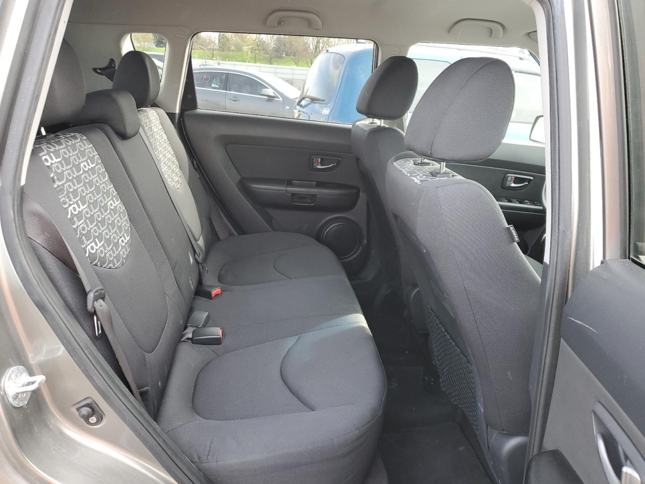 KNDJT2A24B7237799 2011 Kia Soul +