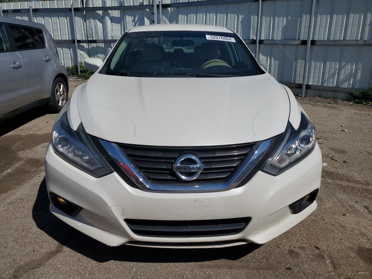 1N4AL3AP9GC121844 2016 Nissan Altima 2.5