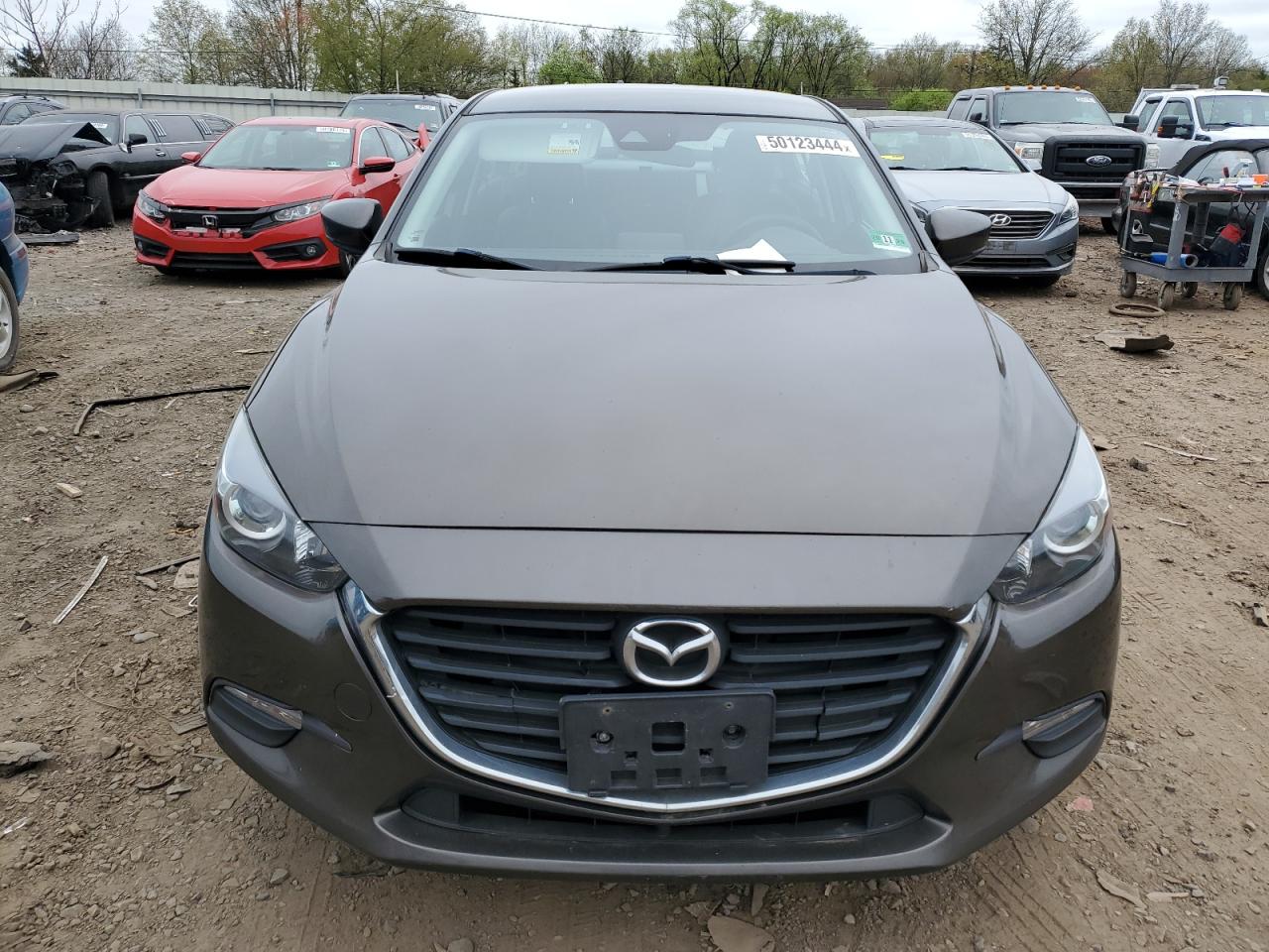 3MZBN1V32JM174537 2018 Mazda 3 Touring