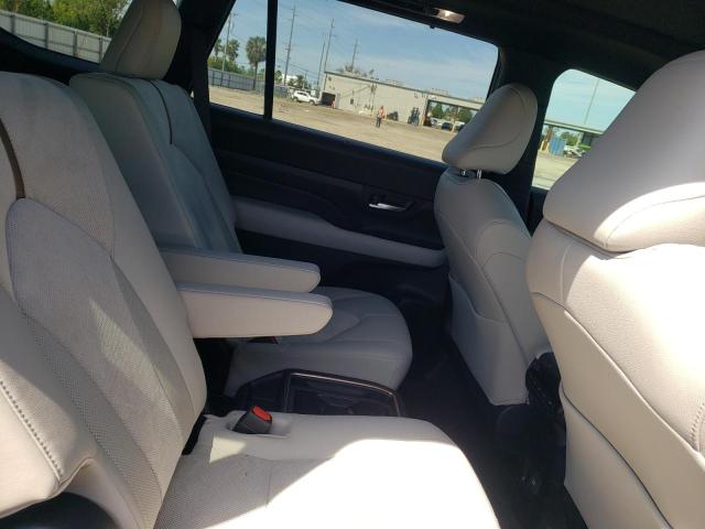 2024 TOYOTA GRAND HIGH - 5TDADAB5XRS003599