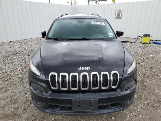 2017 Jeep Cherokee Latitude VIN: 1C4PJMCB5HW587143 Lot: 52697044