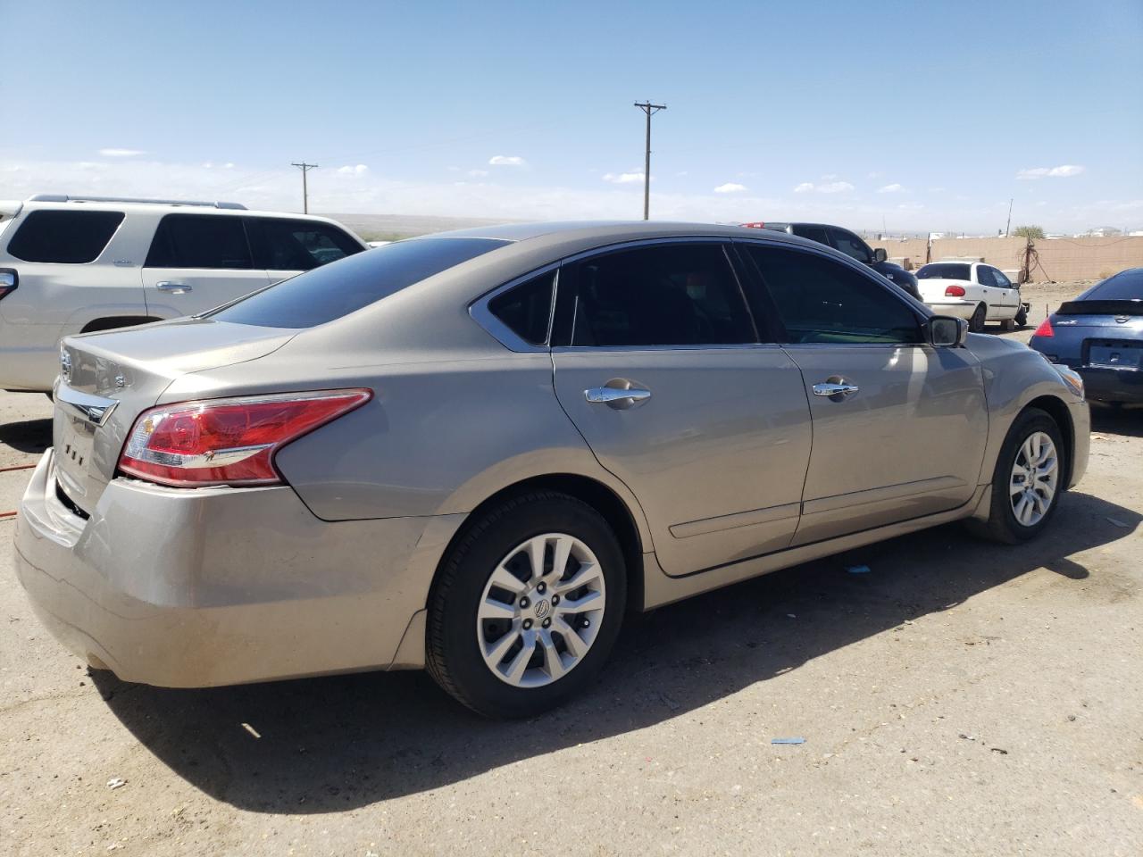 2015 Nissan Altima 2.5 vin: 1N4AL3AP8FC580443