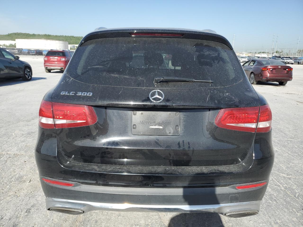 WDC0G4JB6HF190358 2017 Mercedes-Benz Glc 300