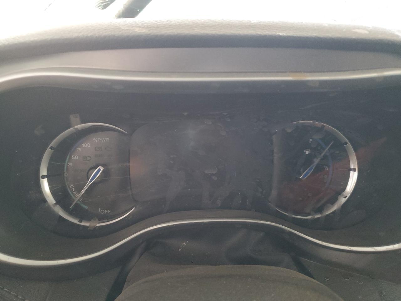 2C4RC1N71JR145095 2018 Chrysler Pacifica Hybrid Limited