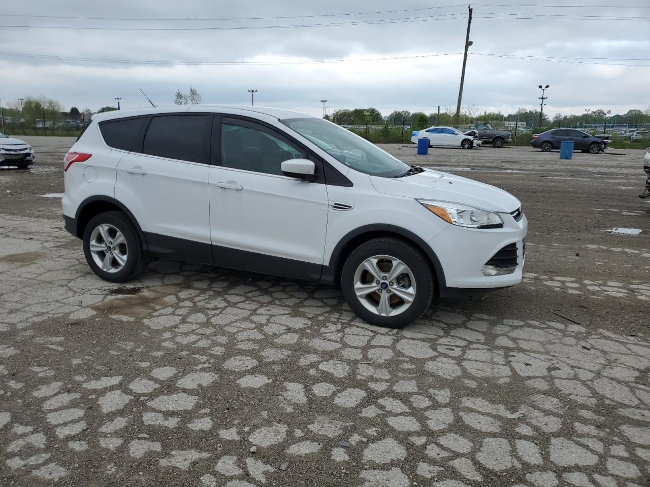 1FMCU9G97GUC76913 2016 Ford Escape Se