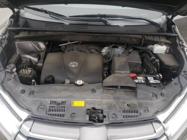 2019 Toyota Highlander Le VIN: 5TDBZRFH3KS984745 Lot: 51535654