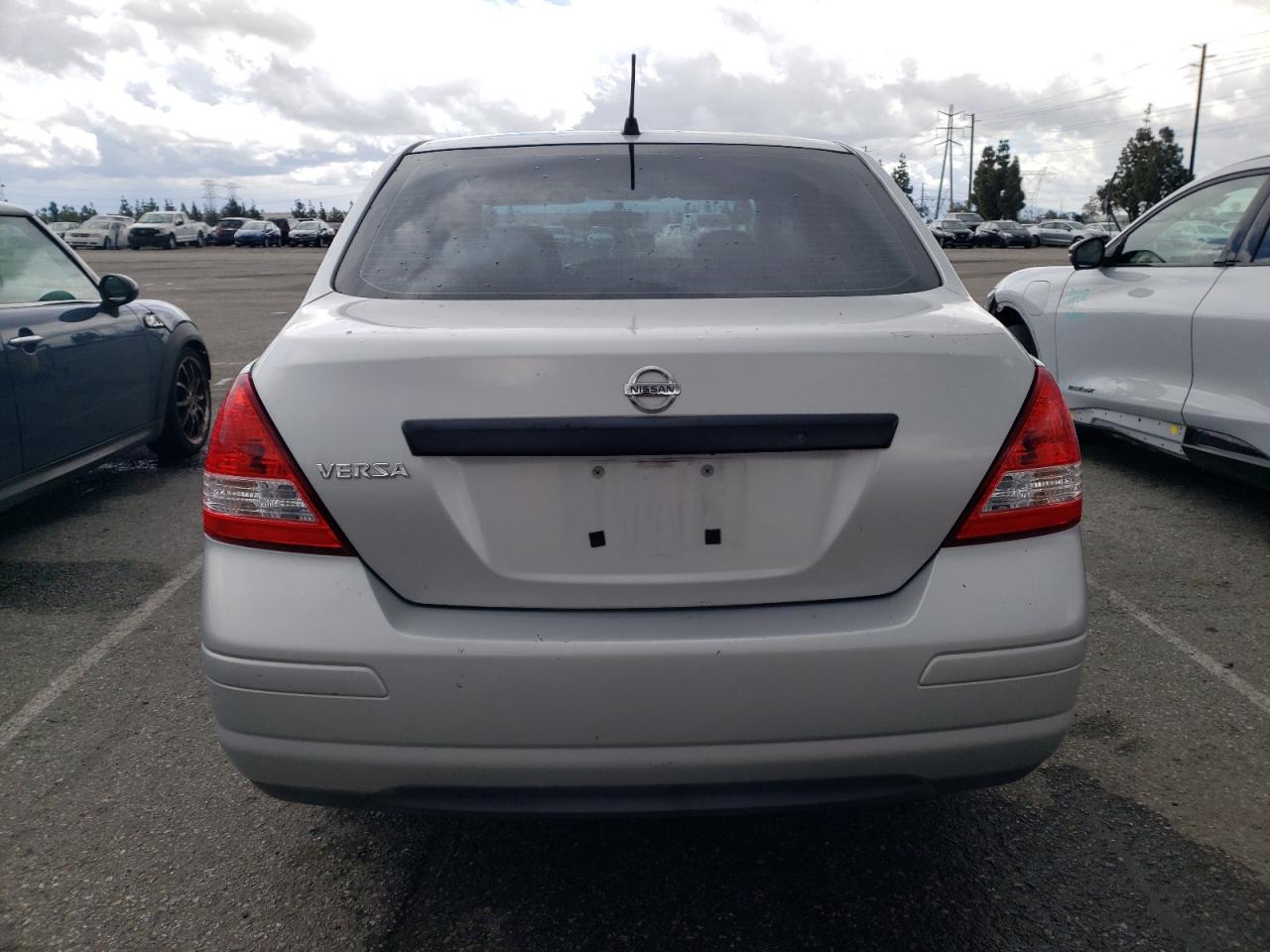 3N1CC11EX9L462041 2009 Nissan Versa S