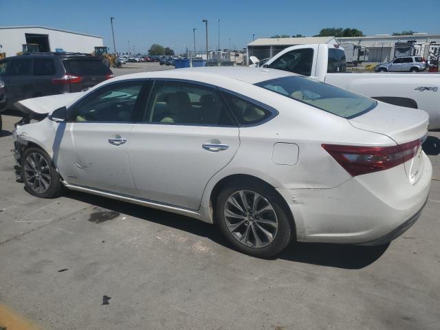 4T1BD1EB6JU063574 2018 TOYOTA AVALON - Image 2