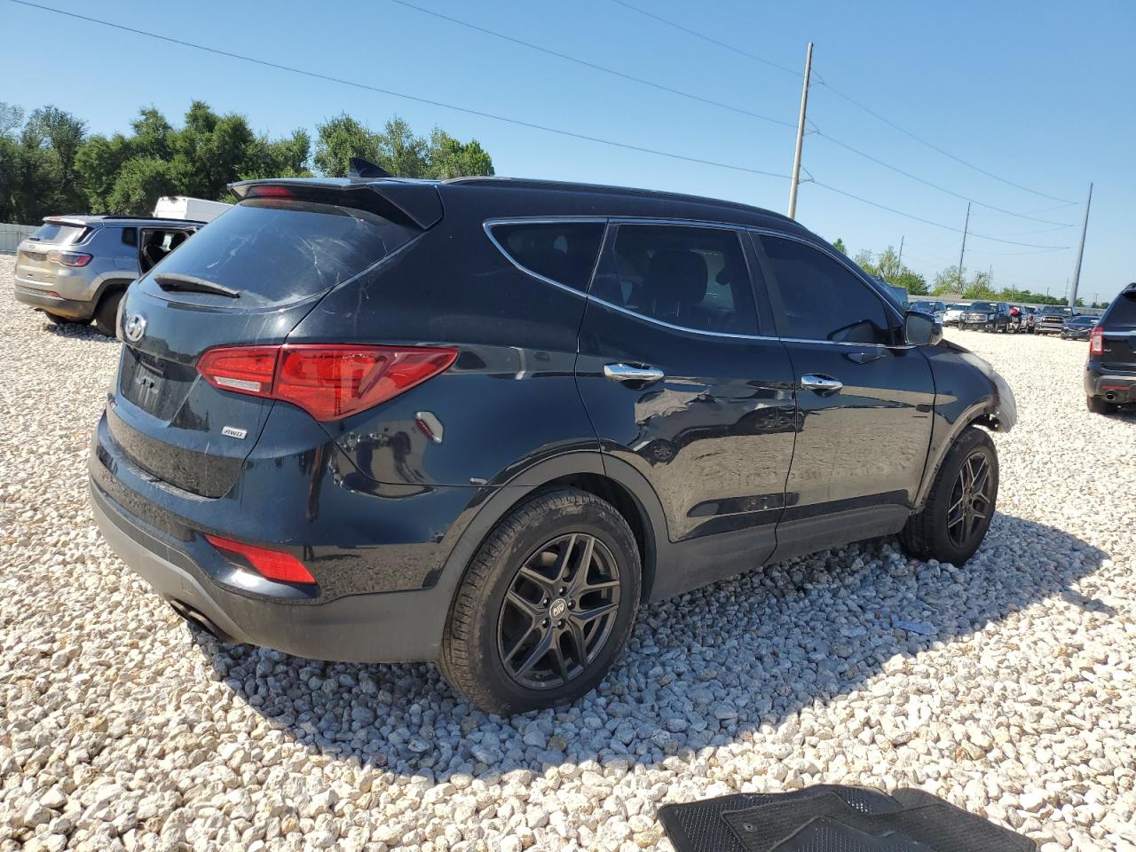 5XYZUDLA2HG388703 2017 Hyundai Santa Fe Sport