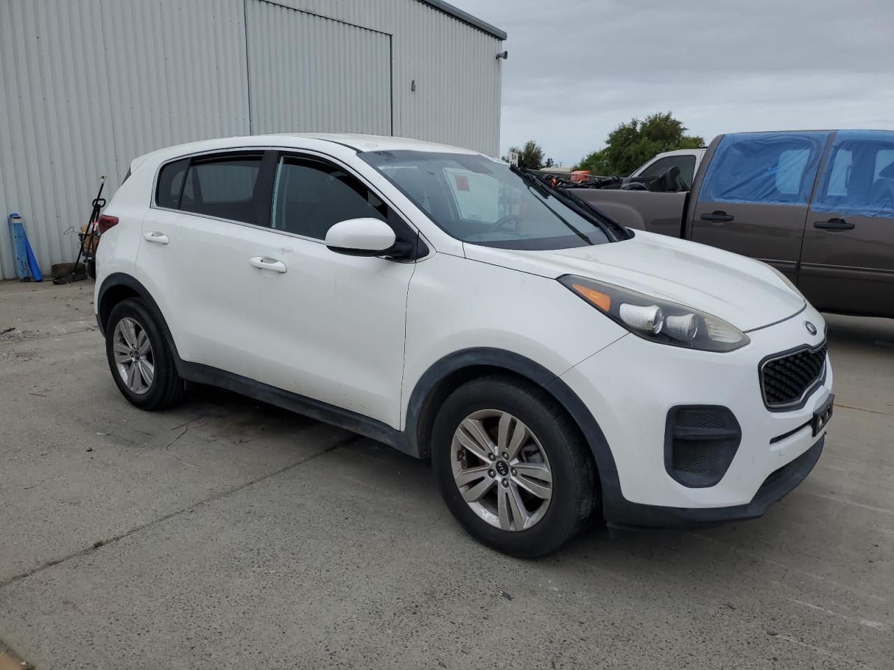 2017 Kia Sportage Lx vin: KNDPM3AC2H7122357