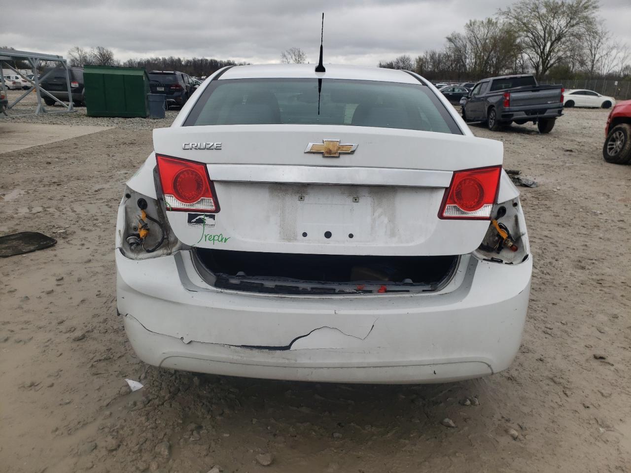 1G1PA5SGXE7177682 2014 Chevrolet Cruze Ls