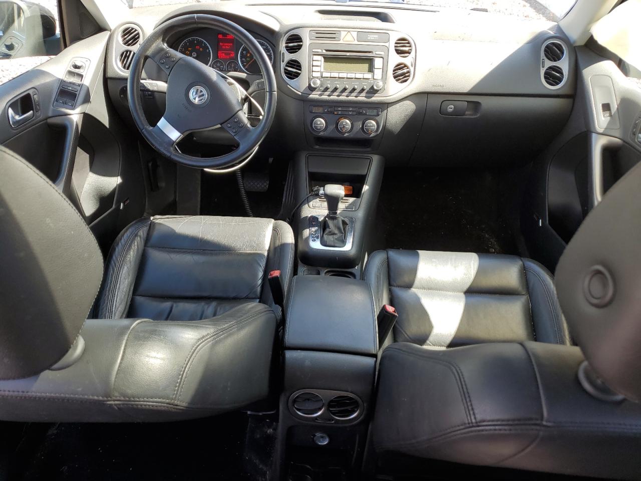WVGBV75N59W526427 2009 Volkswagen Tiguan Se