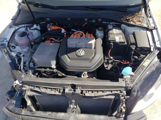 2016 VOLKSWAGEN E-GOLF SE - WVWKP7AU1GW914389