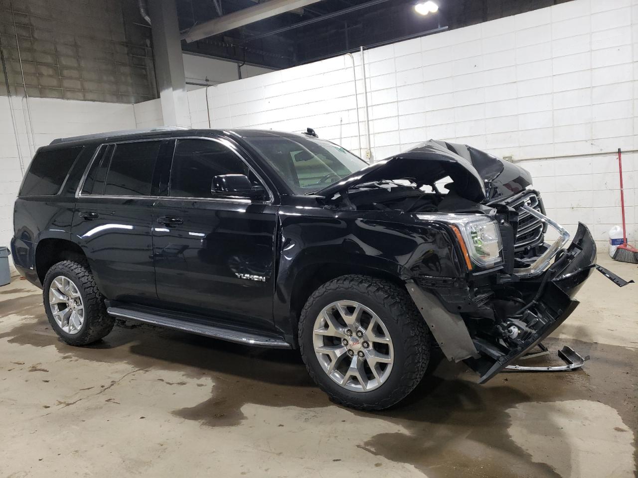 1GKS2DKC4KR393344 2019 GMC Yukon Slt