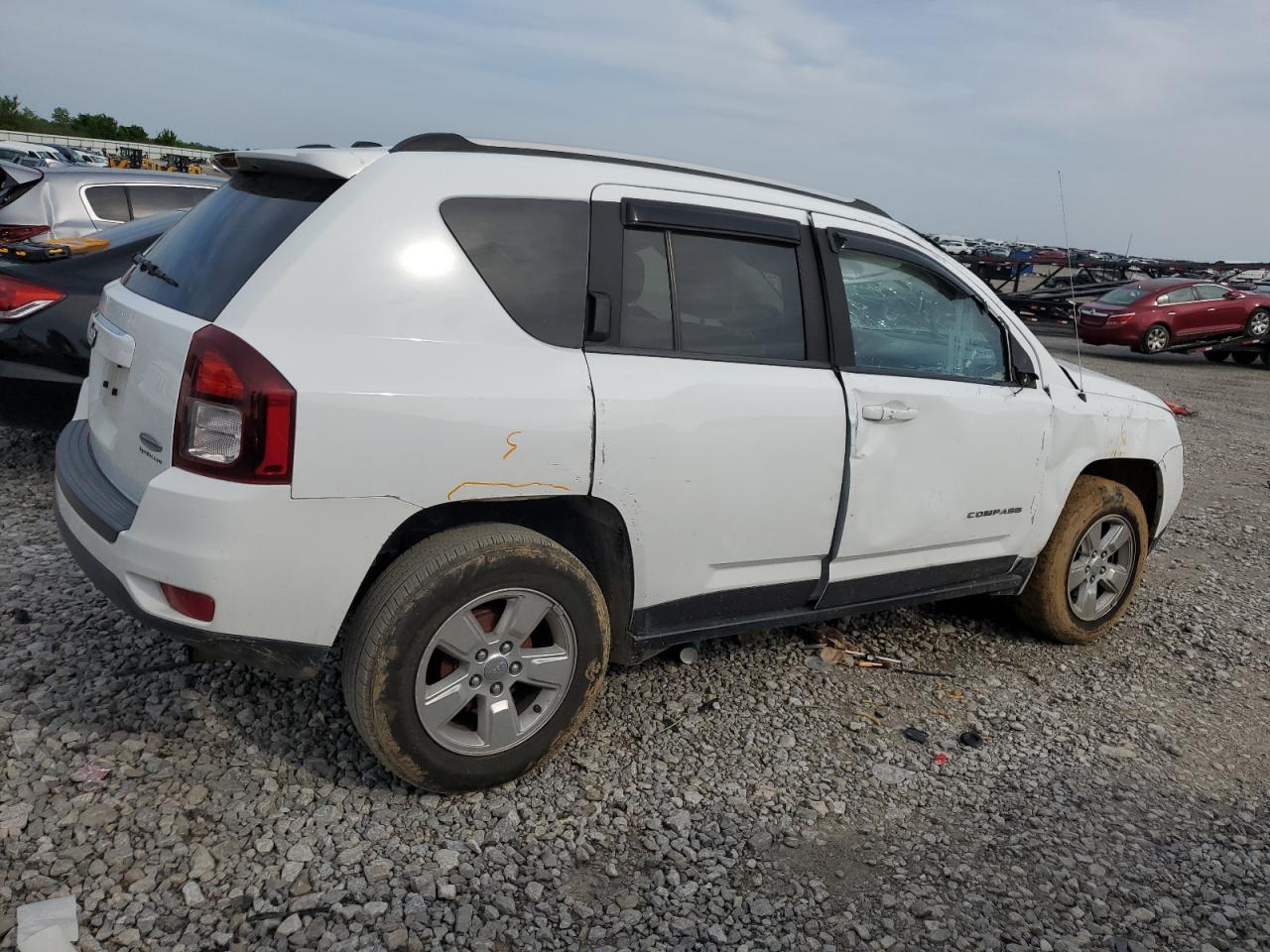 1C4NJCEA9GD666489 2016 Jeep Compass Latitude