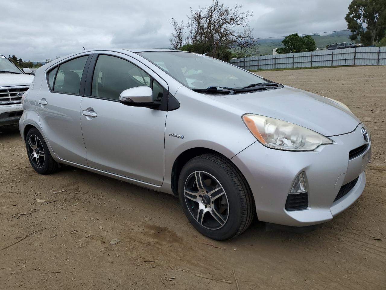 JTDKDTB3XD1555379 2013 Toyota Prius C