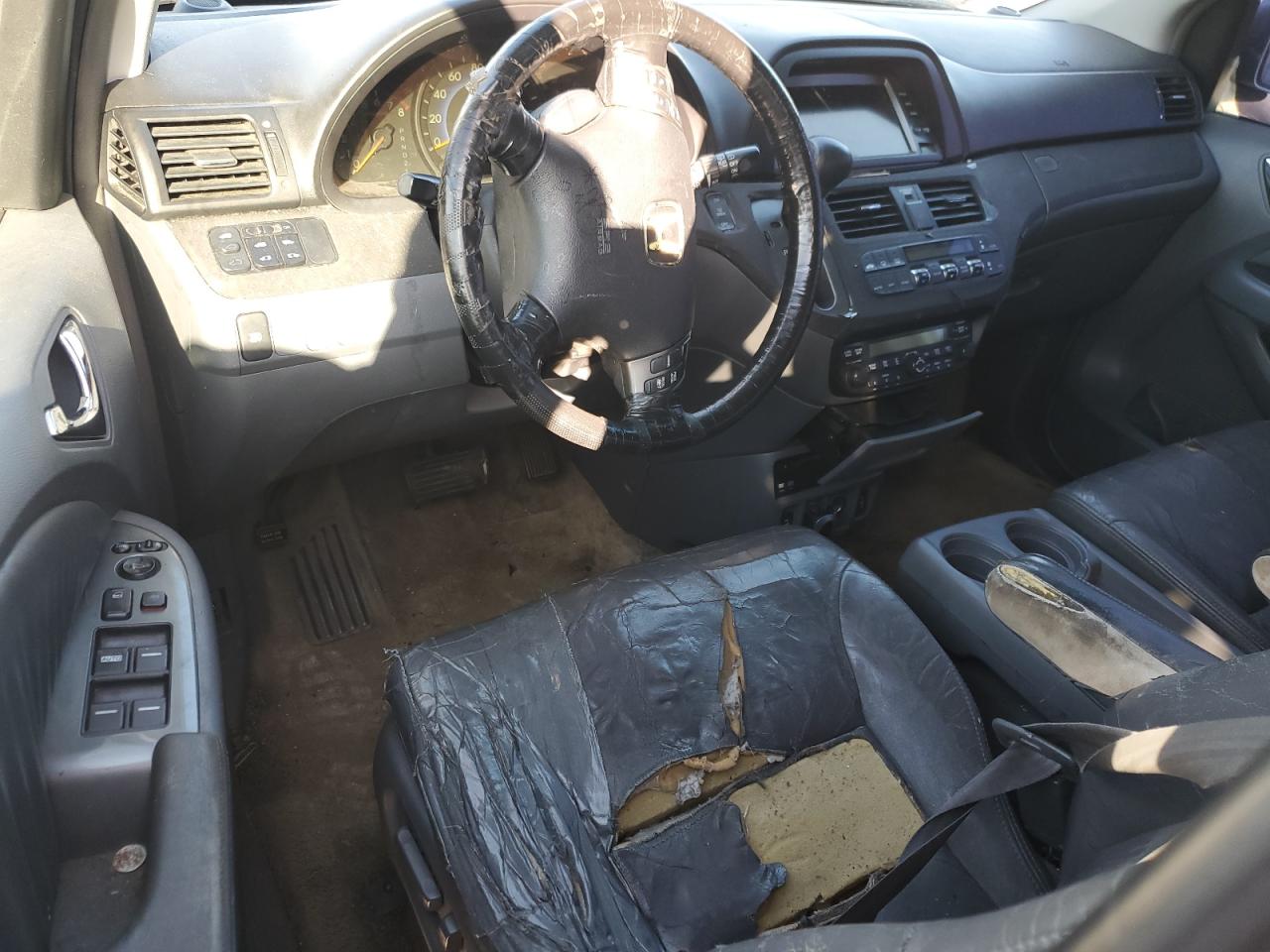 5FNRL38755B058437 2005 Honda Odyssey Exl