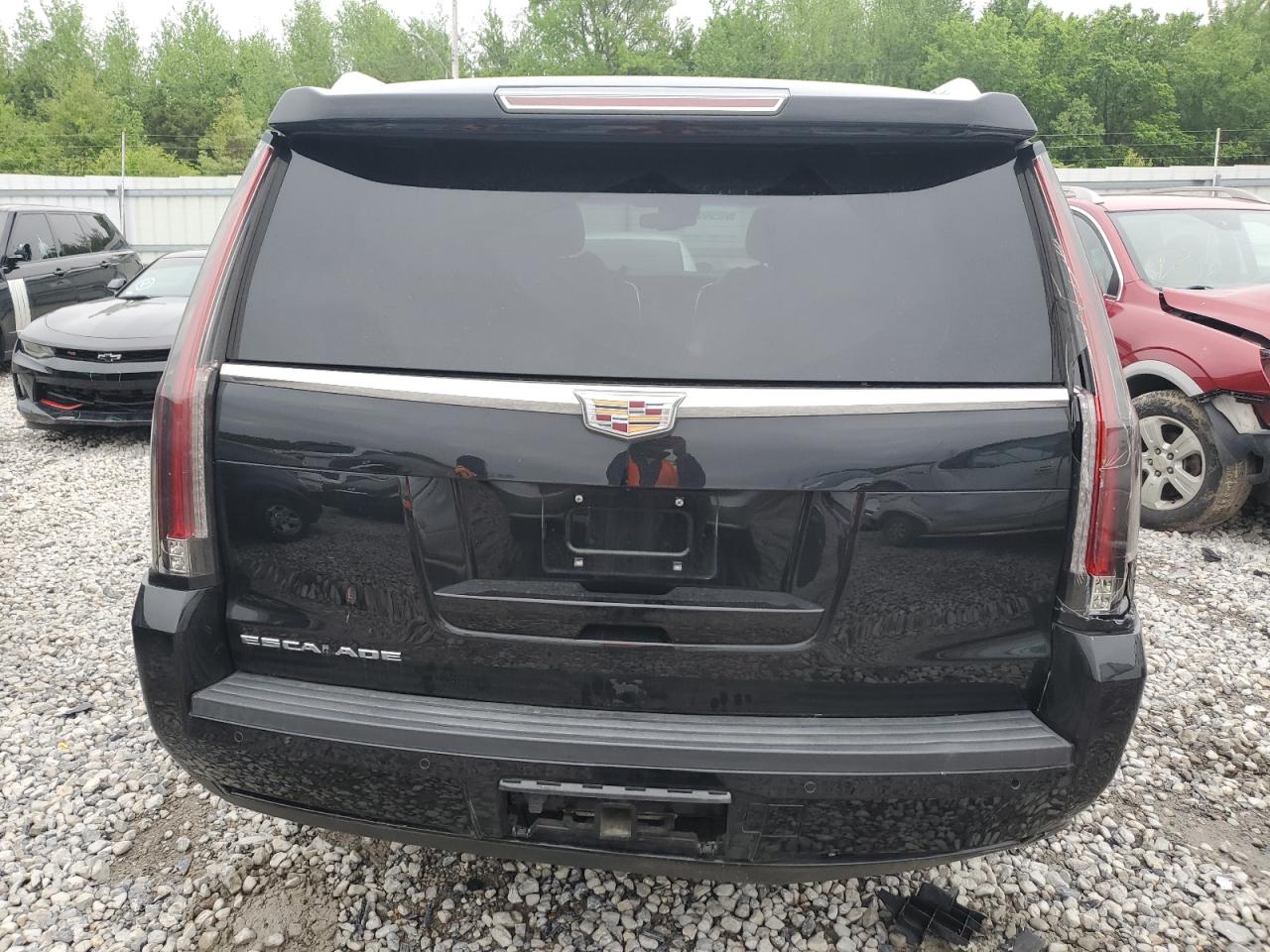 1GYS3CKJ2GR438249 2016 Cadillac Escalade Premium