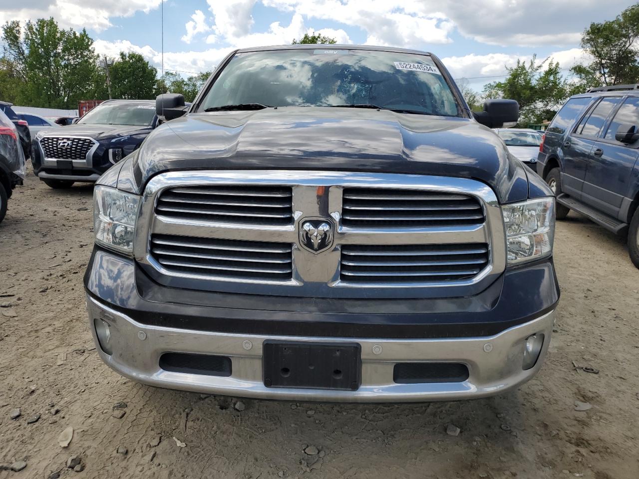 2018 Ram 1500 Slt vin: 1C6RR7LM6JS272215