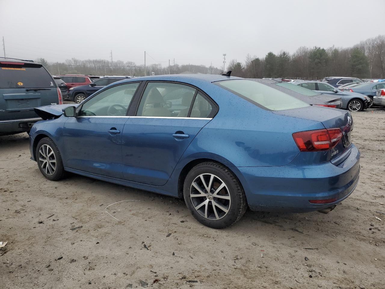 3VWDB7AJ6HM255723 2017 Volkswagen Jetta Se
