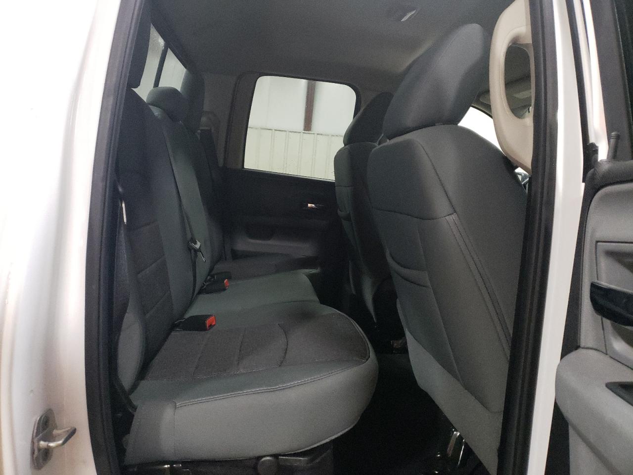 1C6RR7GT9ES273107 2014 Ram 1500 Slt