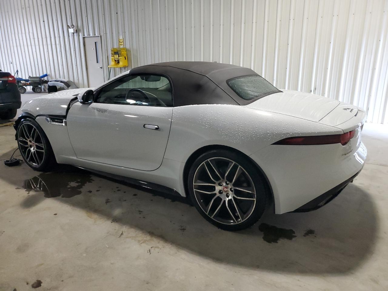 SAJD85FV4LCK65132 2020 Jaguar F-Type R Dynamic