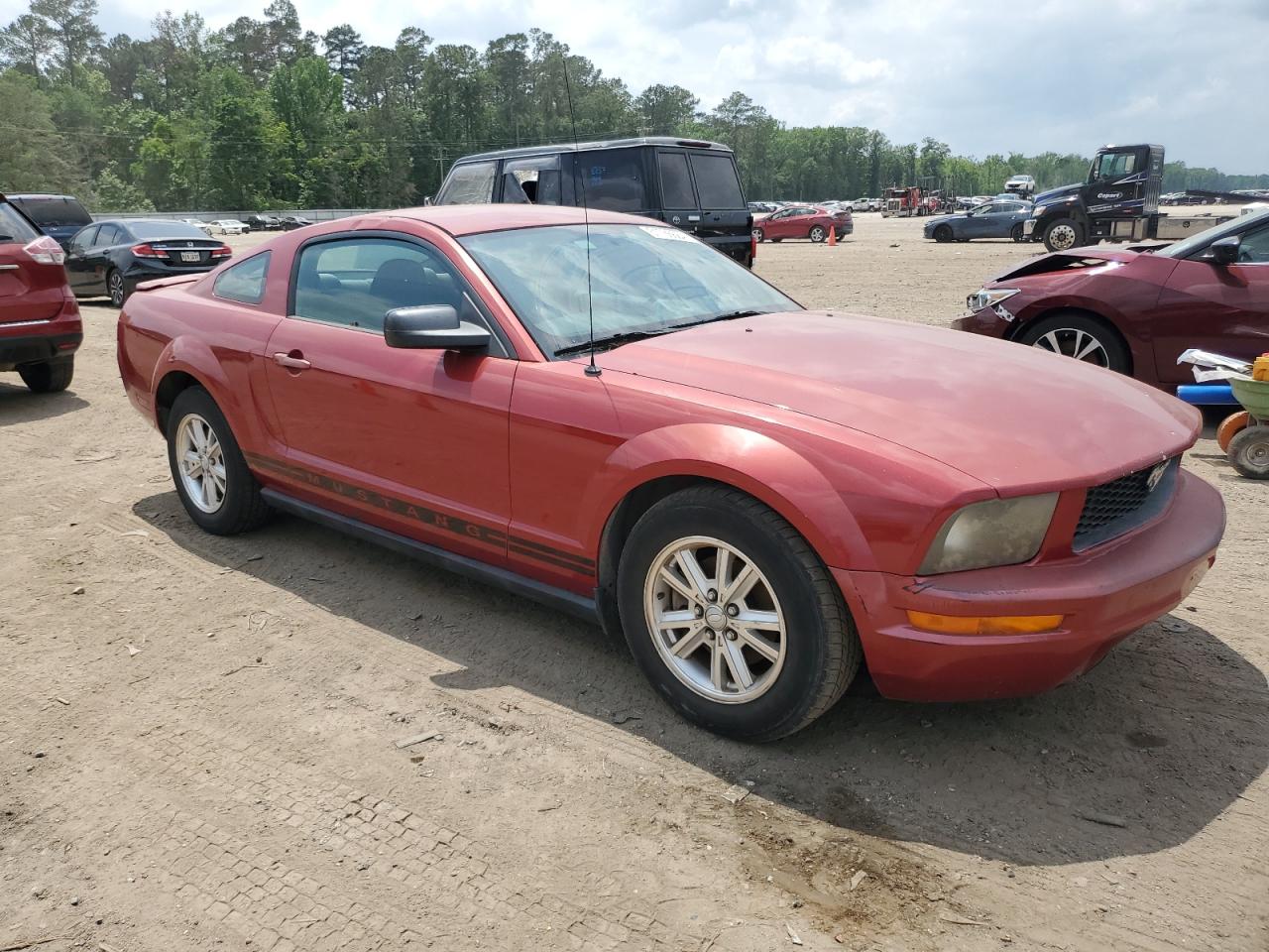 1ZVHT80N885128728 2008 Ford Mustang