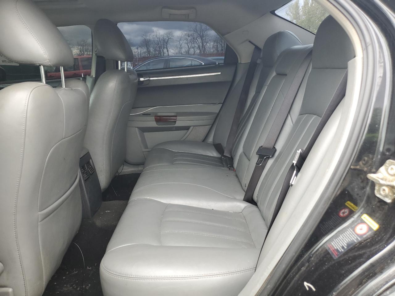 2C3AA63H45H119232 2005 Chrysler 300C