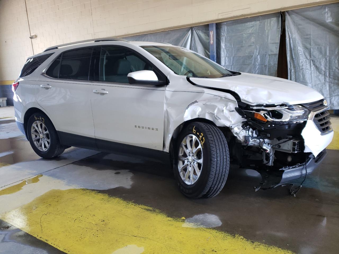 2GNAXKEV3L6131104 2020 Chevrolet Equinox Lt