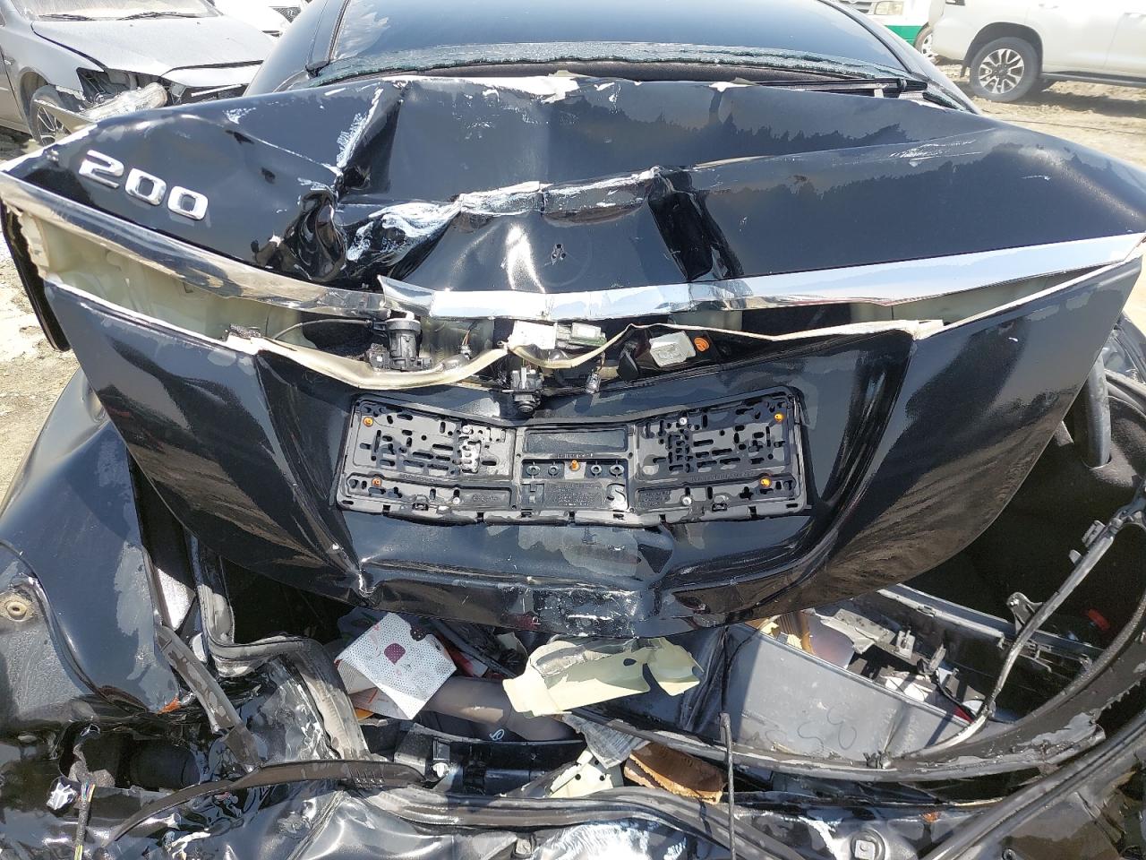 WDDWF4CB3FR061138 Auction: COPART UAE Lot: 52177814 Location: DUBAI INDUSTRIAL CITY - DUBAI WDDWF4CB3FR061138 MERCEDES BENZ C200 2015 BLACK Photo 12