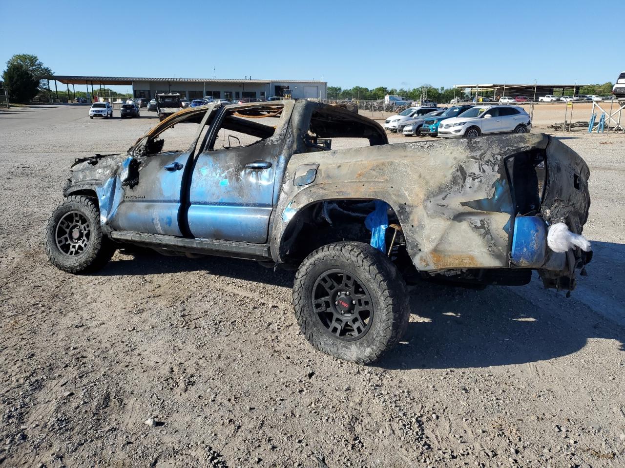 5TFCZ5AN8JX145886 2018 Toyota Tacoma Double Cab