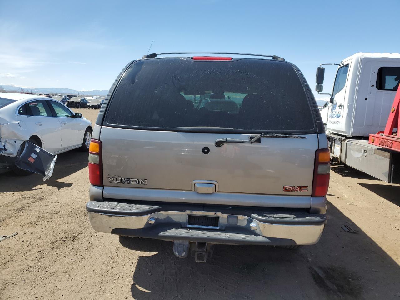 1GKEC13TX1J125984 2001 GMC Yukon