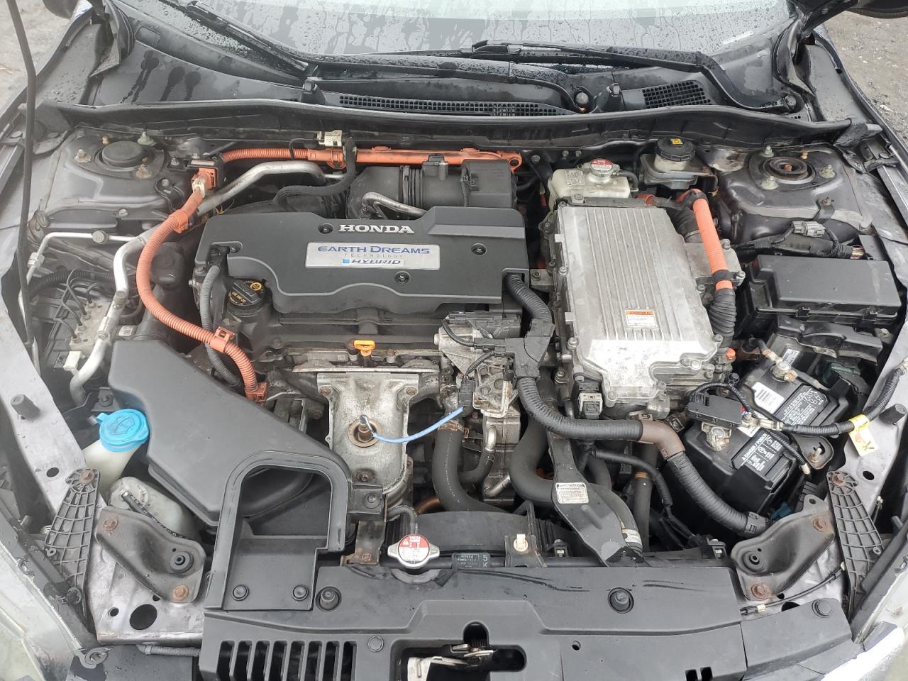 1HGCR6F55EA010468 2014 Honda Accord Hybrid Exl