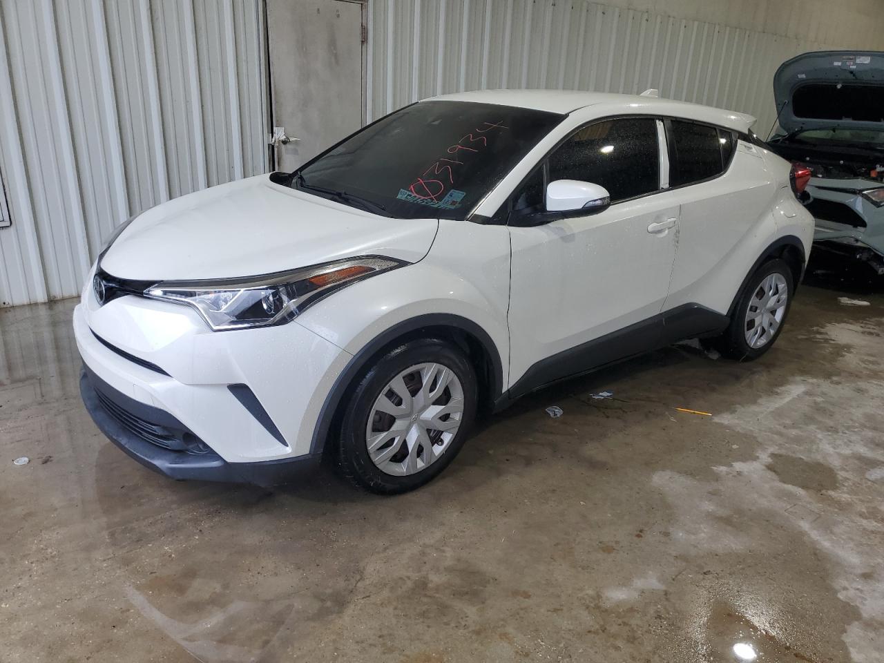 JTNKHMBX3K1031934 2019 Toyota C-Hr Xle