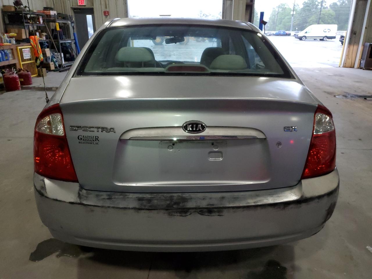 KNAFE121X55135856 2005 Kia Spectra Lx