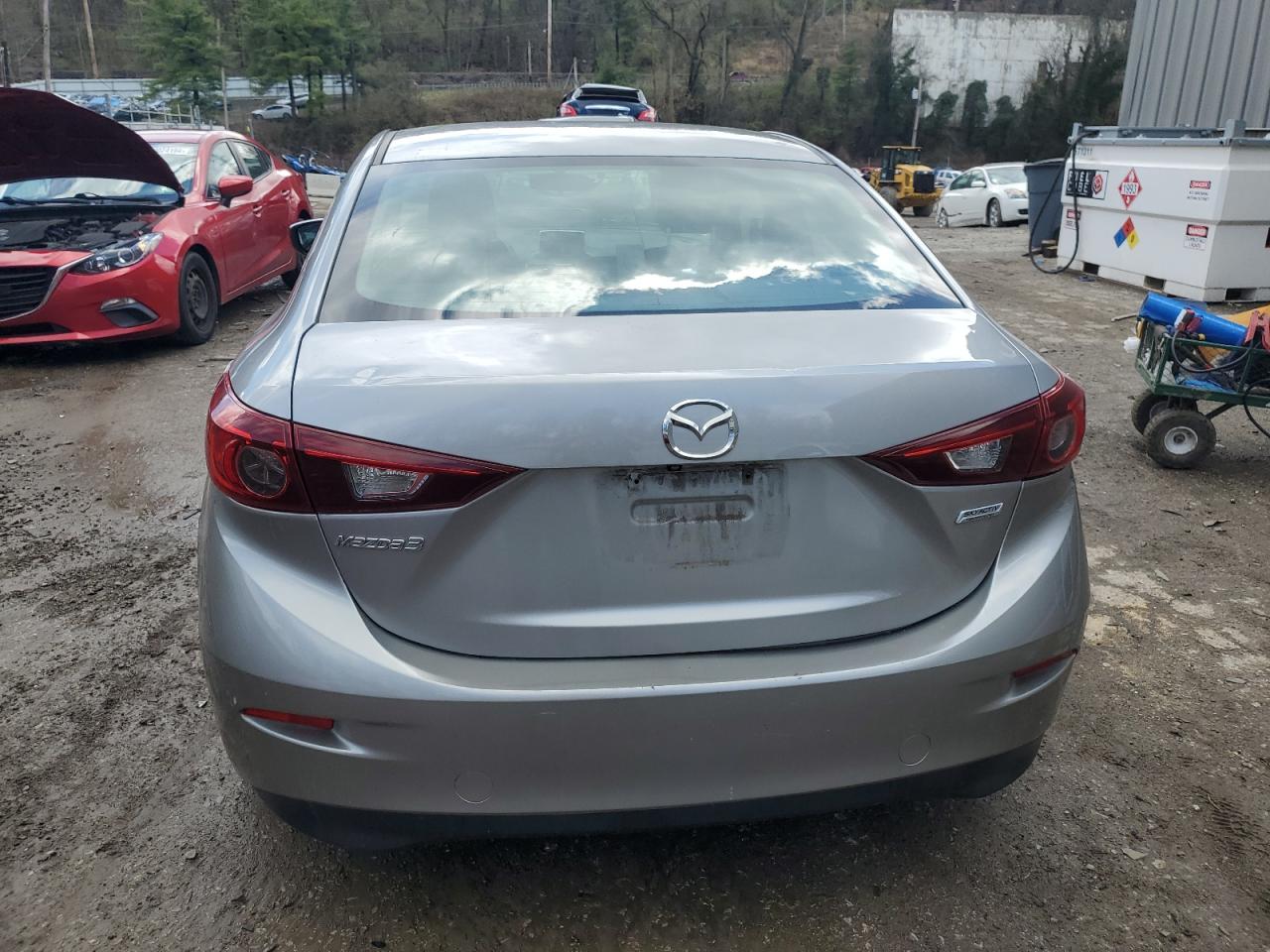 2016 Mazda 3 Sport vin: 3MZBM1T7XGM244903