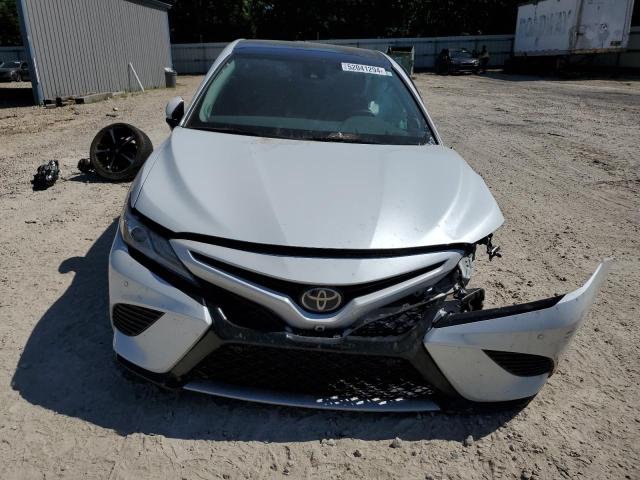 VIN 4T1BZ1HK4KU028420 2019 Toyota Camry, Xse no.5