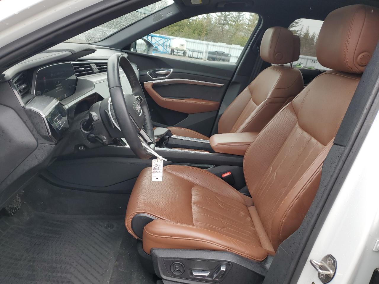 WA1VAAGE5KB013953 2019 Audi E-Tron Prestige